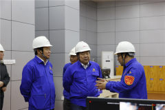 中國鋁業股份有限公司副總裁蔣英剛一行到廣西華銀鋁業檢查指導工作