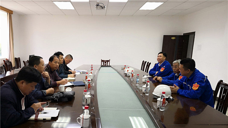 20181019135757_图为复查反馈会.jpg