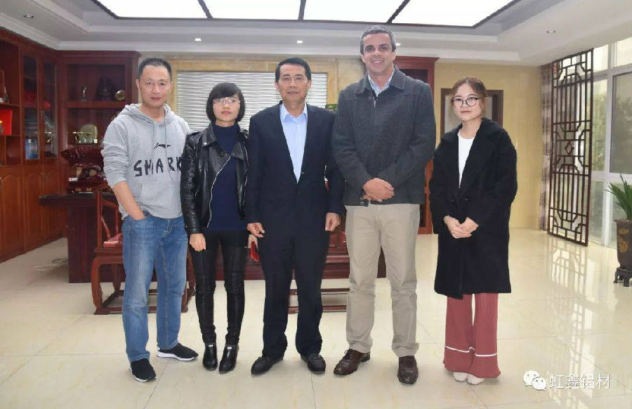 巴西铝业公司全球商业经理马可前来金鑫发考察洽谈
