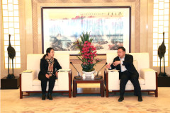 中国有色王彤宙董事长与西藏自治区政府副主席罗梅举行会谈