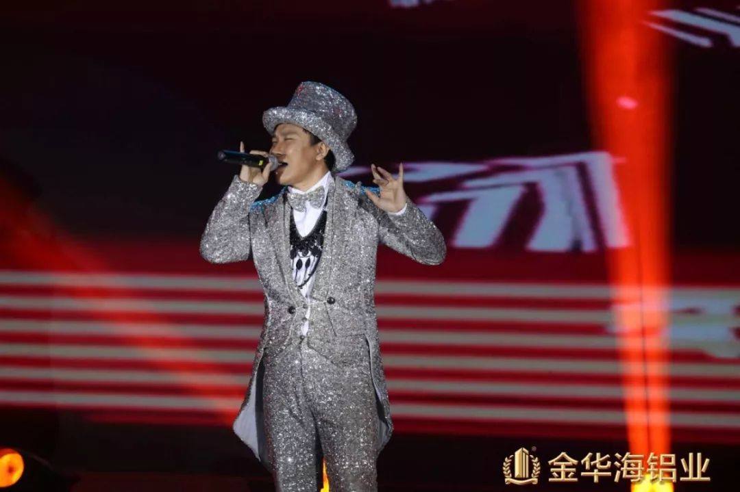 表演.jpg