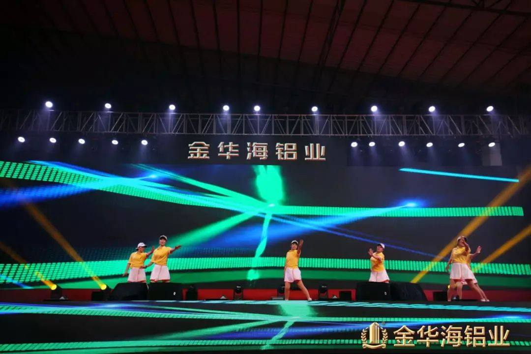 表演图2.jpg