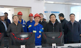 內蒙古電力公司總經理賈振國調研東方希望固陽項目