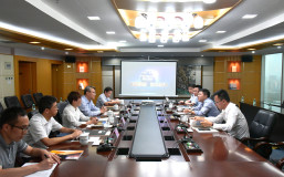 上海鵬欣集團總裁姜雷一行到訪廣西投資集團
