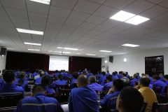 廣西華銀鋁業召開2019年標準化建設經驗交流會