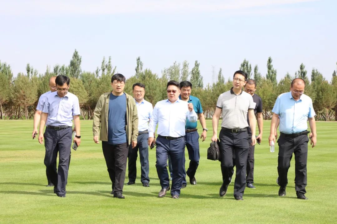 遼寧忠旺集團總經理林軍一行到蒙泰集團考察交流