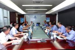 贵州铝厂与中铁上海工程局举行商务会谈