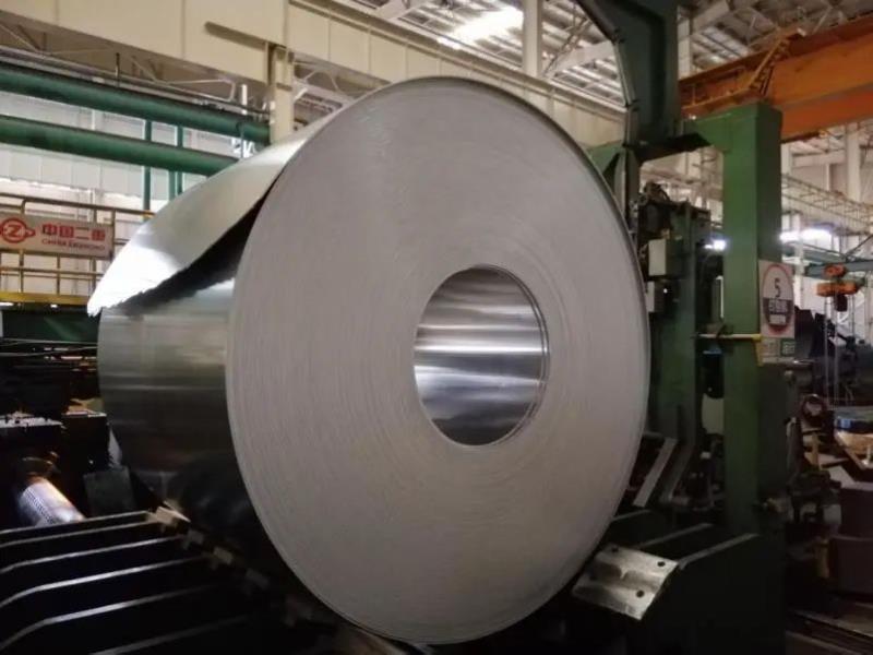 柳州银海铝首次试制2系硬铝合金热轧卷材成功