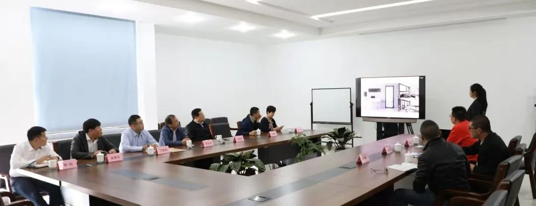 營口市鋁產業基地建設發展中心及蘇州市遼寧商會領導到羅普斯金考察