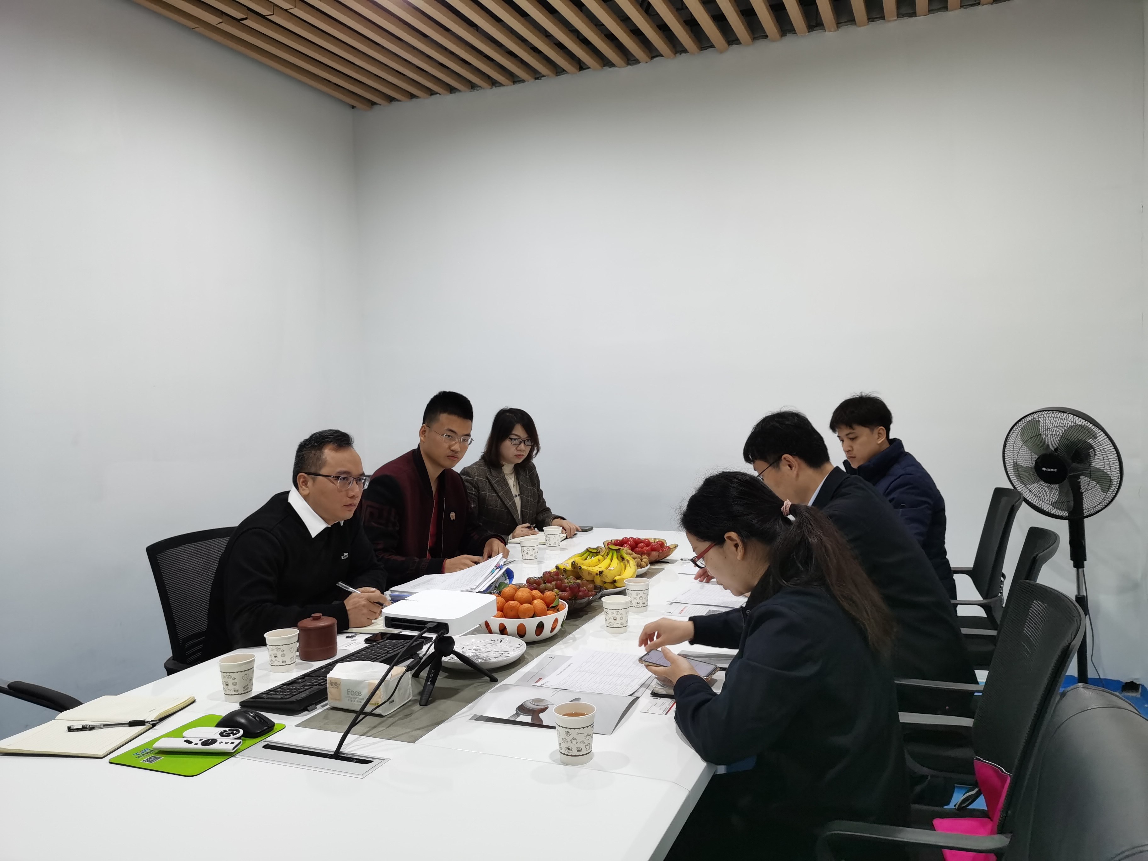 廣西南南鋁加工供應商評審專家蒞臨深圳市倍耐德材料科技有限公司實地考察
