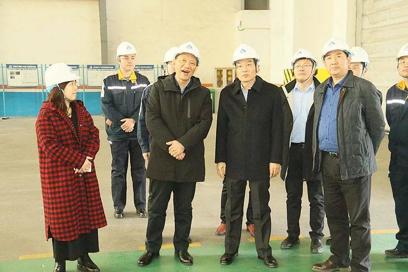 2021.3.9东风、国岳与包铝合作-乌兰布赫5_副本.jpg