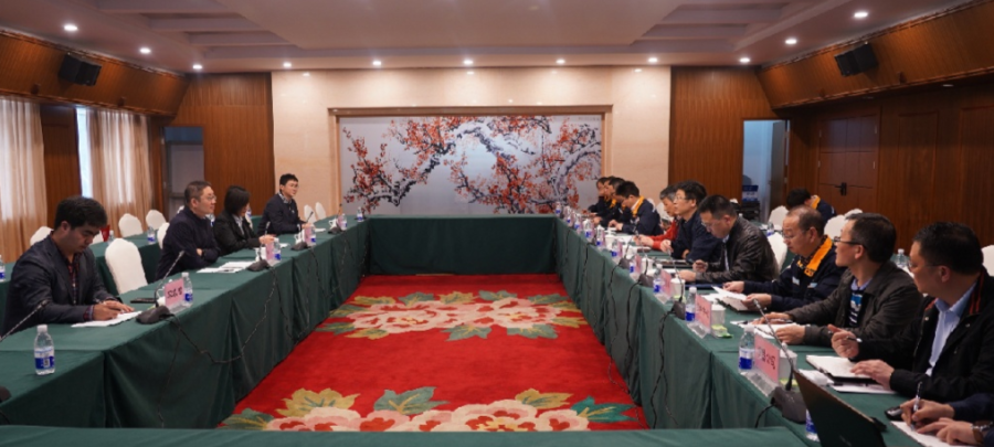西南铝领导会见上飞公司客人