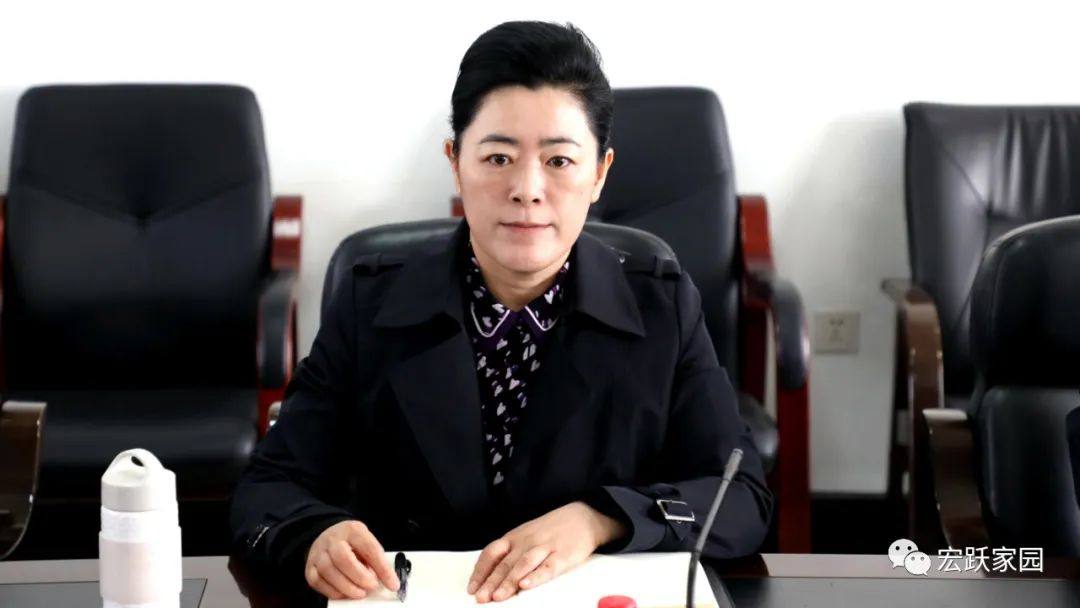 市委常委 常務副市長馮英就推進重點項目建設到葫蘆島有色現場辦公