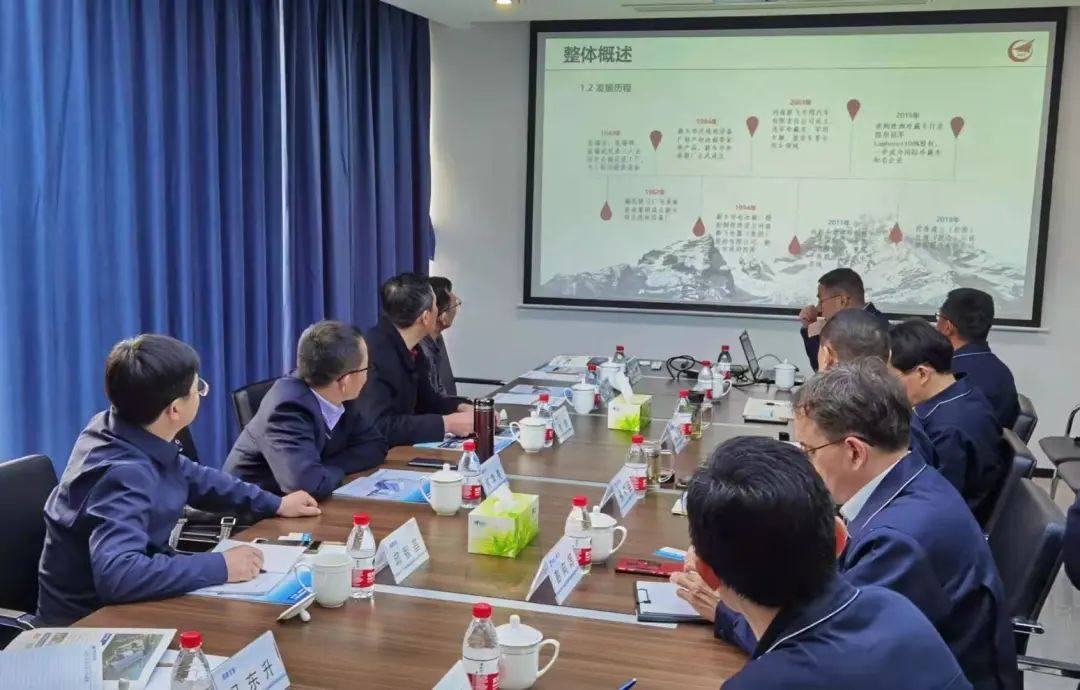 福建冶金领导带领南铝班子成员到行业标杆企业走访调研