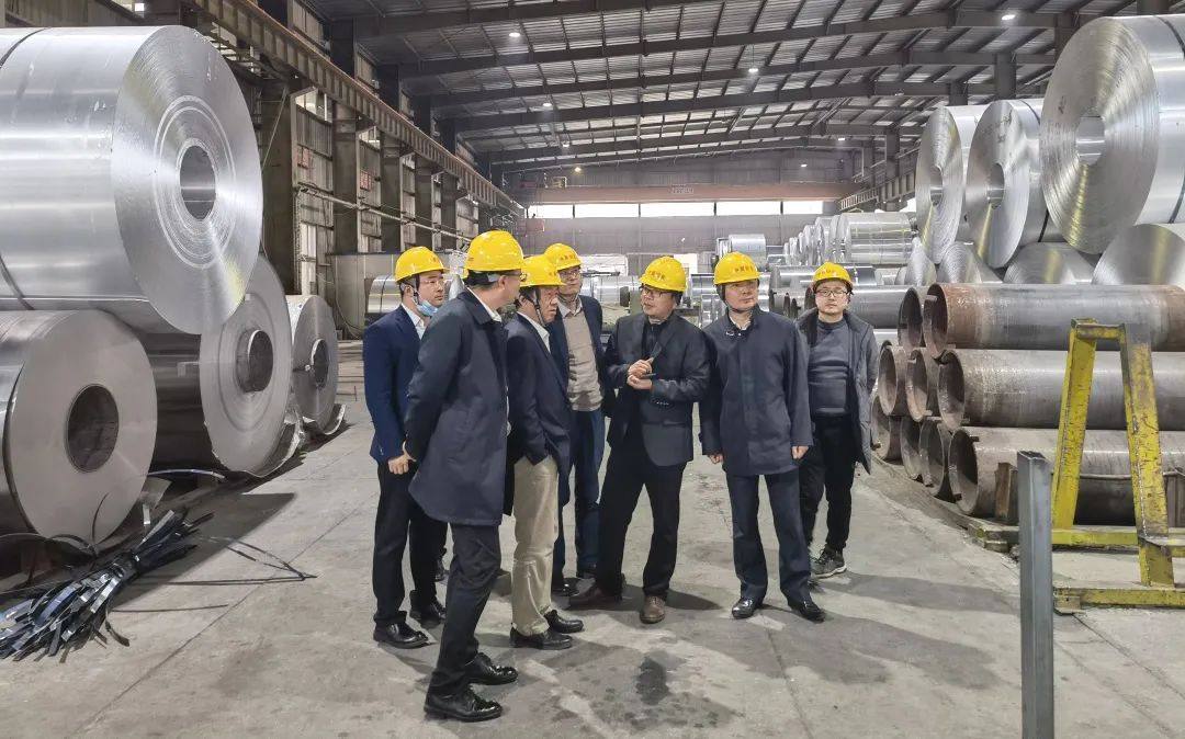 宝武铝业董事长智西巍走访郑州地区用户