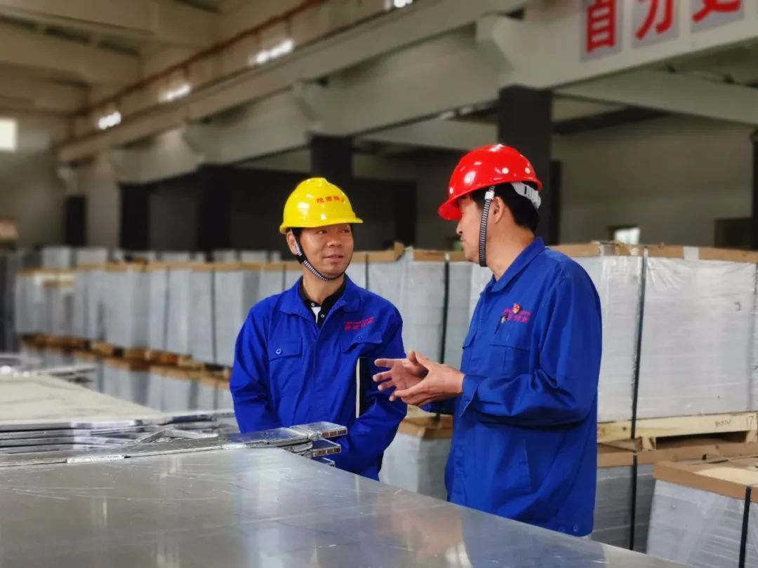 汉中锌业企业文化建设专班人员来陕西锌业公司开展学习交流活动