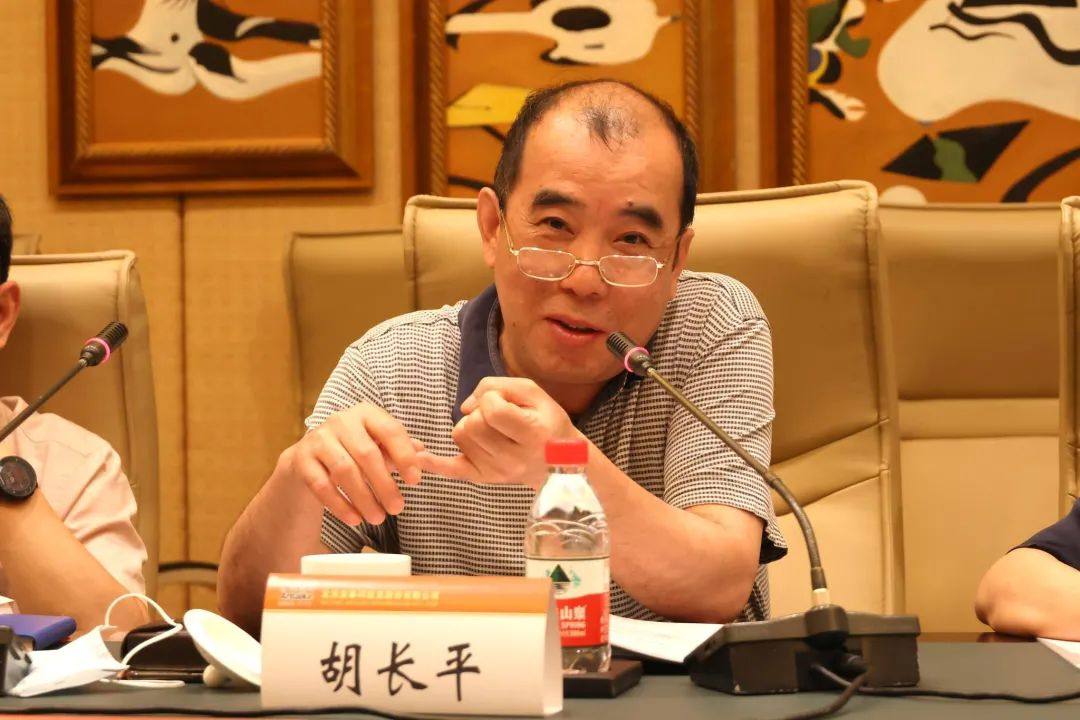 有色協會錫業分會二屆五次理事會召開 胡長平當選錫業分會常務副會長