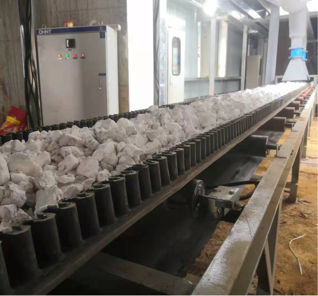 新翔铝业氧化铝项目一期工程投产成功