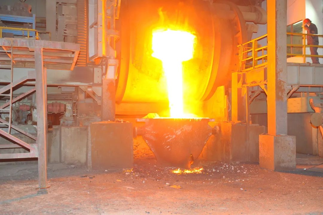 中冶铜锌山达克产出锅炉大修后第一炉铜