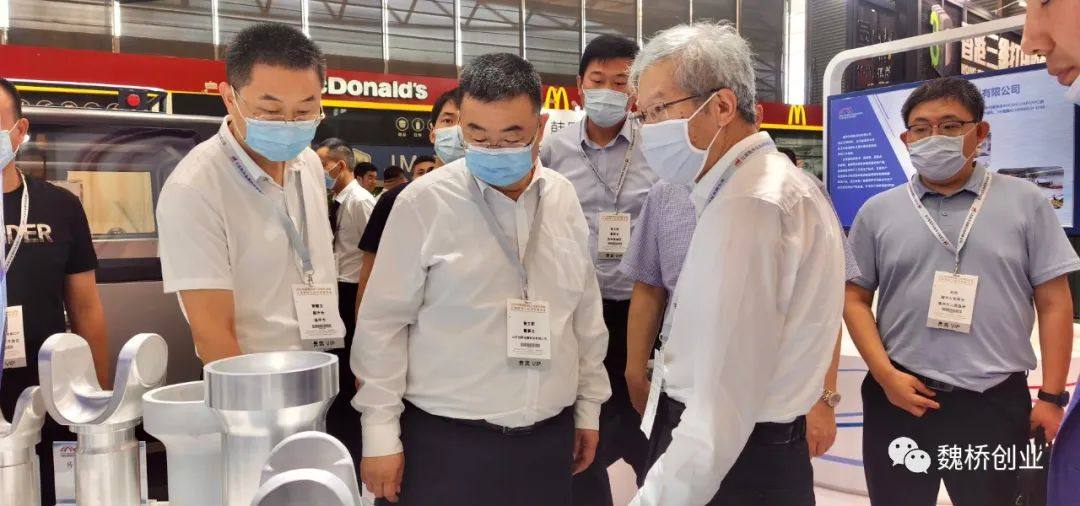 中国宏桥轻量化新品惊艳亮相2021中国国际铝工业展