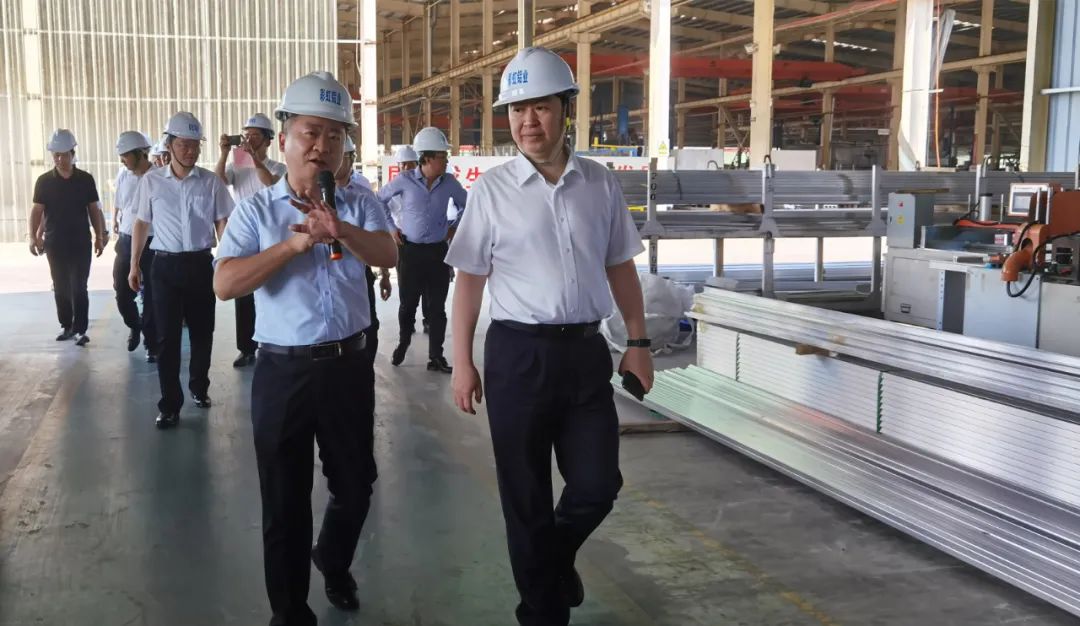 中国中车产业发展部总经理陈明军到彩虹铝业调研