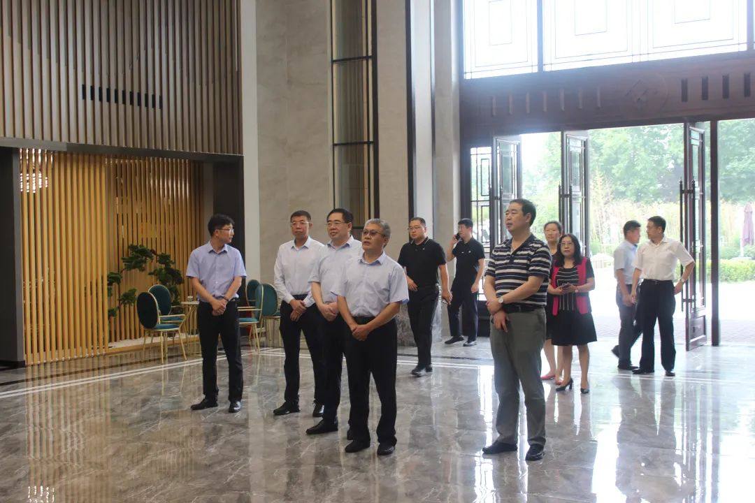 省委改革办专职副主任张成杰一行到方霖铝业考察调研