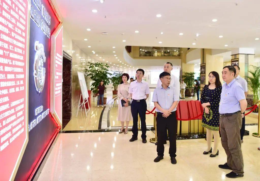 中国进出口银行与云锡深化交流合作