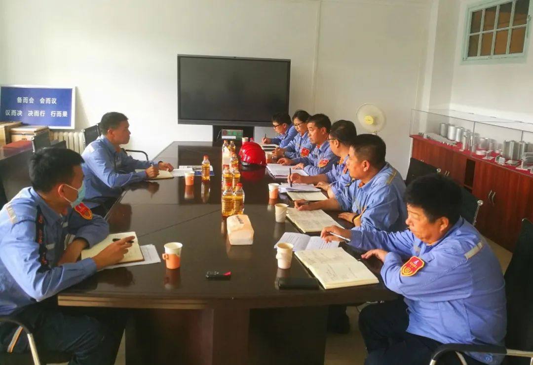 东轻总经理张荣旺到东轻中厚板厂、东轻特材公司调研