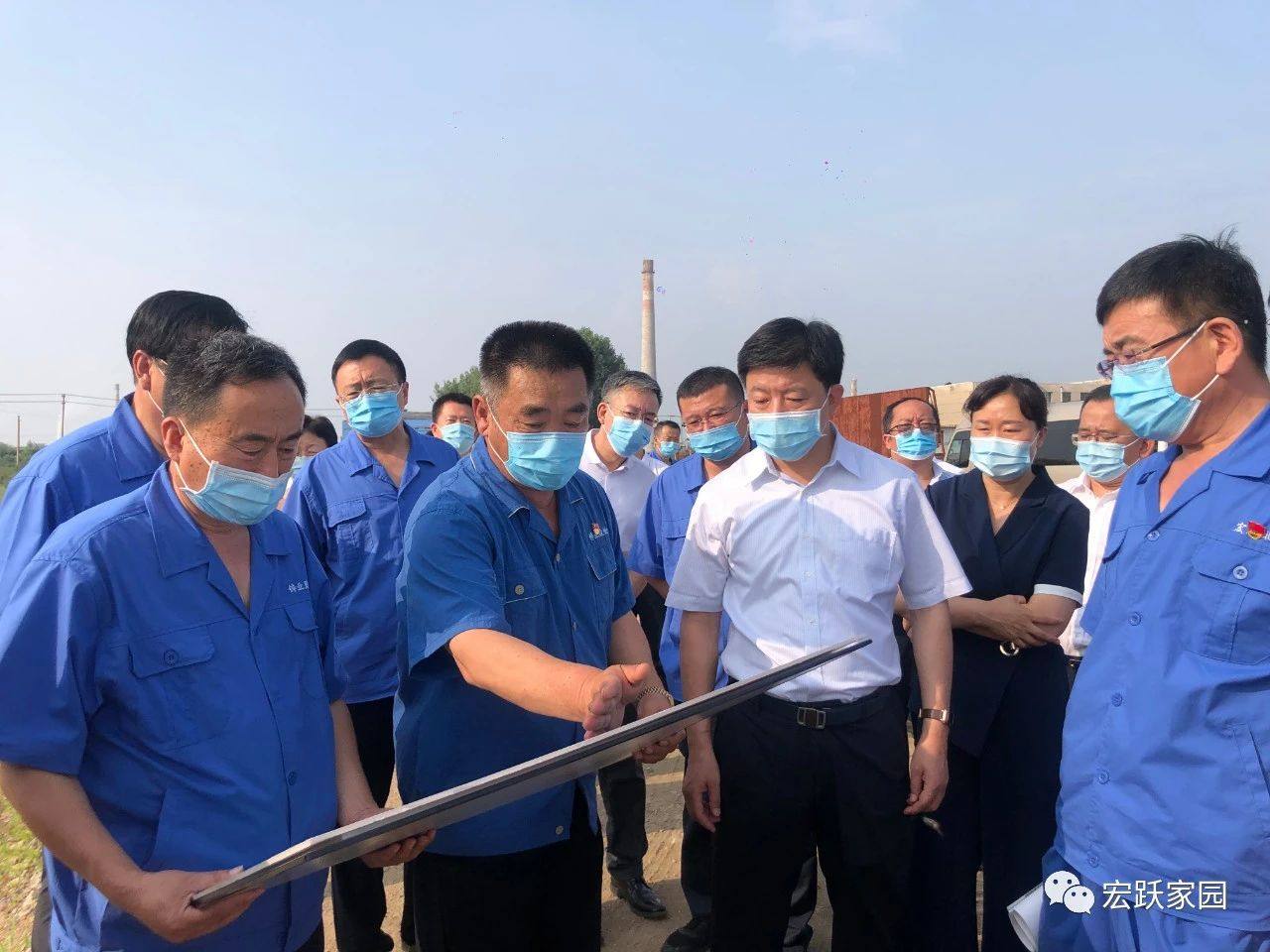 市委副書記、市長楊軍生到葫蘆島有色就重點項目建設進行現場調研