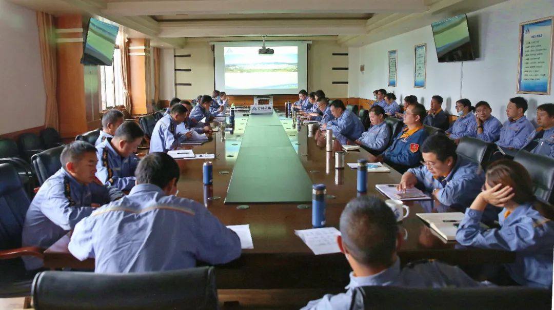 云铝淯鑫公司召开7月份经济活动分析会