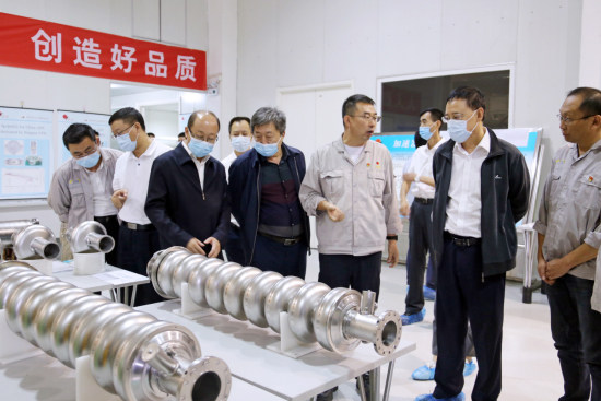 範巍副總經理陪同中央第六生態環境保護督察組到中色東方同步開展環保調研
