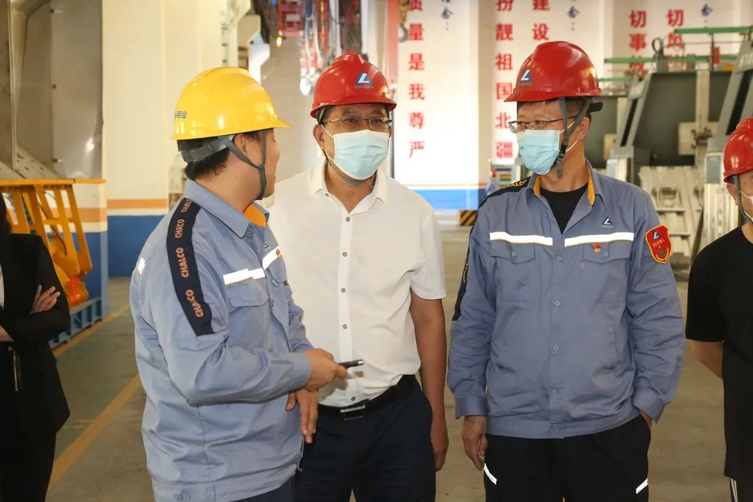 新華社內蒙古分社社長於長洪調研採訪包頭鋁業