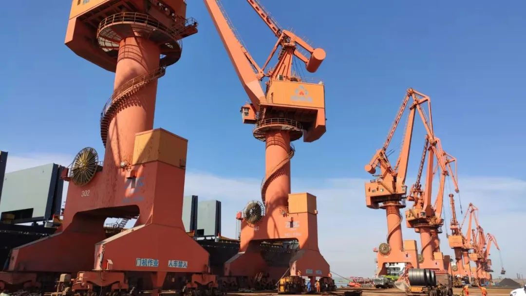 葫芦岛有色2.11万吨进口铜精矿完成进厂