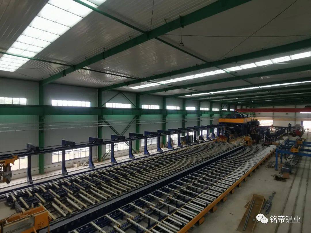 铭帝集团7500吨卧式挤压机首次试机成功