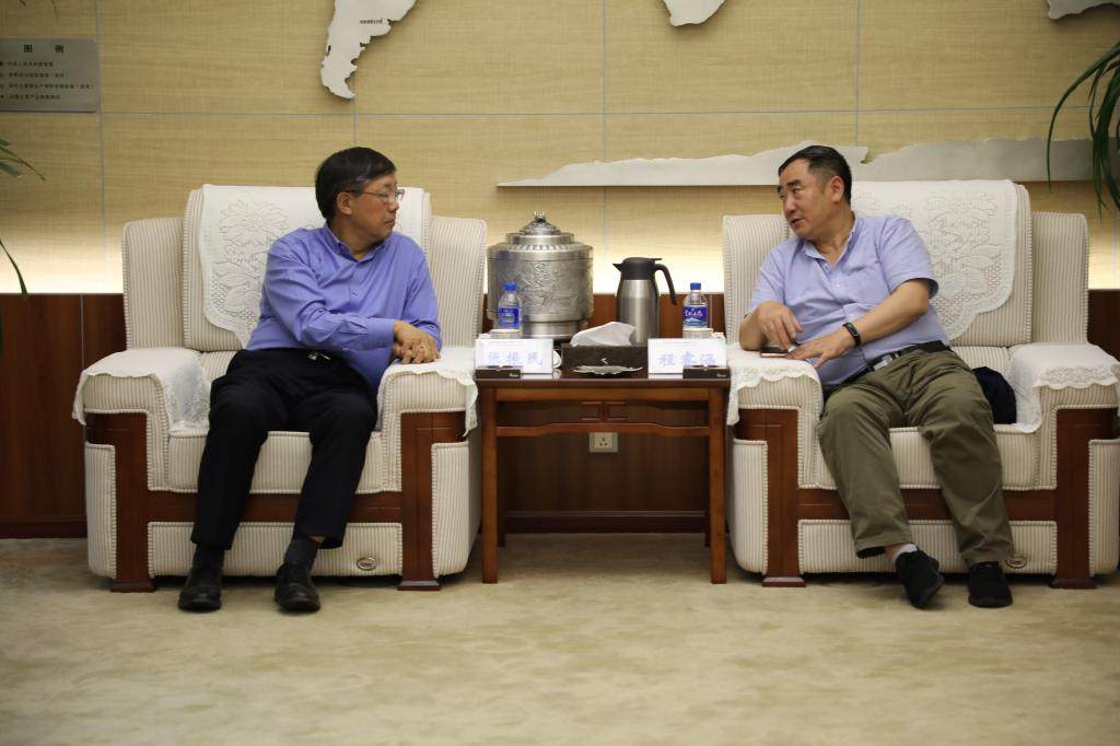 云南红塔银行行长张振民一行到访云南锡业集团