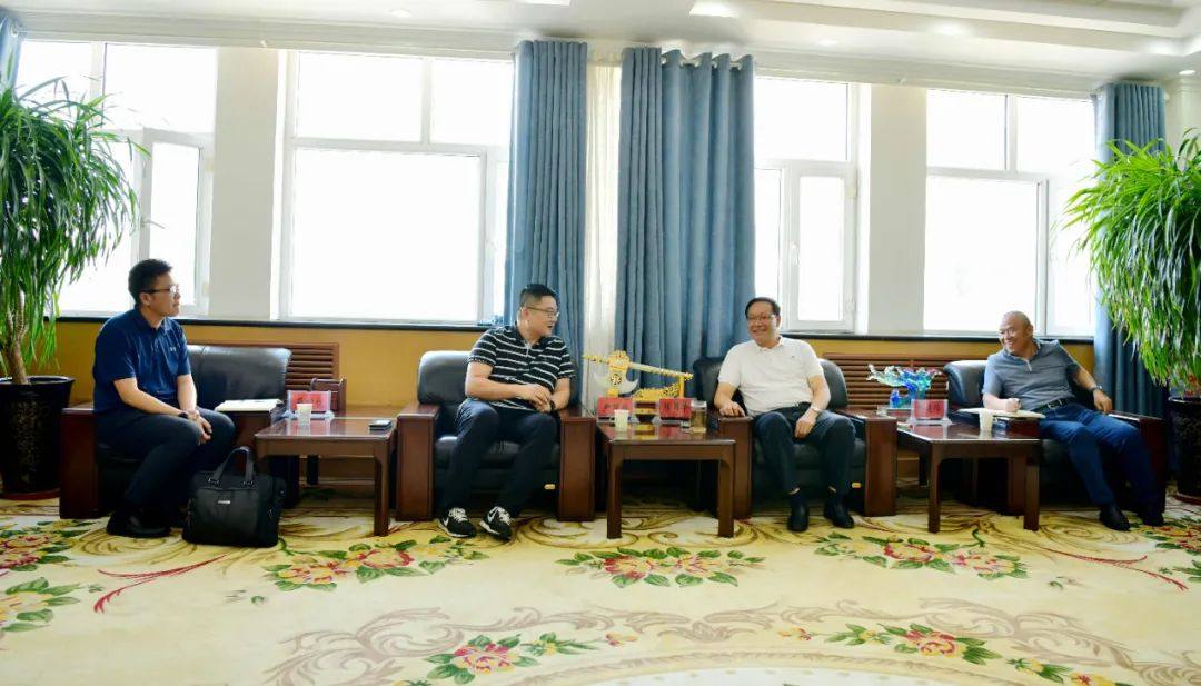 深圳市科創委、深投控公司領導來新疆有色集團調研