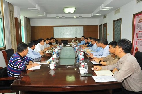 中国有色集团总经理、党委副书记董长清总经理到中色奥博特开展督导调研