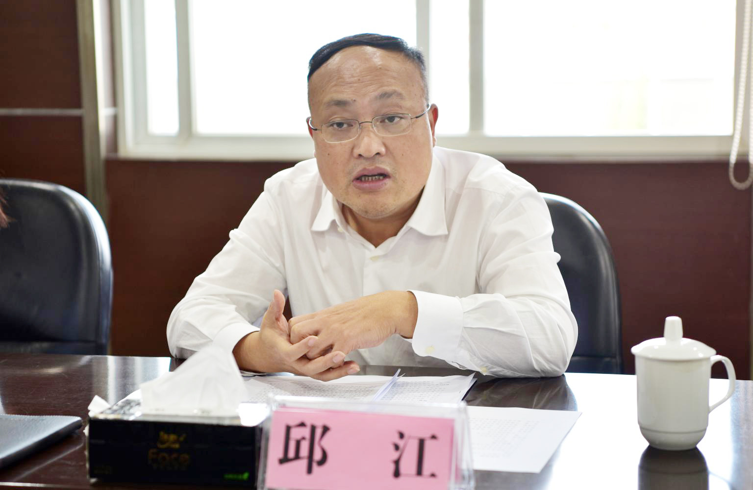 雲南副省長邱江到雲錫控股公司調研