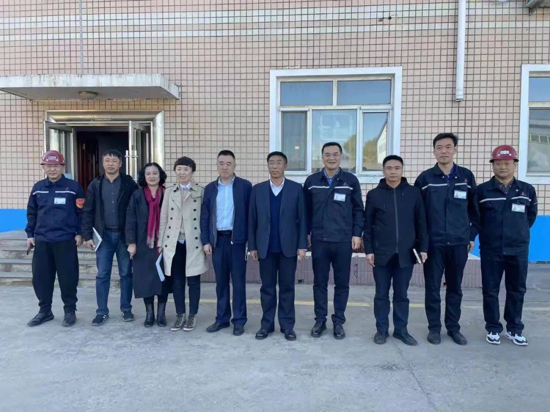 哈尔滨市委常委，平房区委书记刘兴阁一行莅临东盛集团平房研发基地调研指导