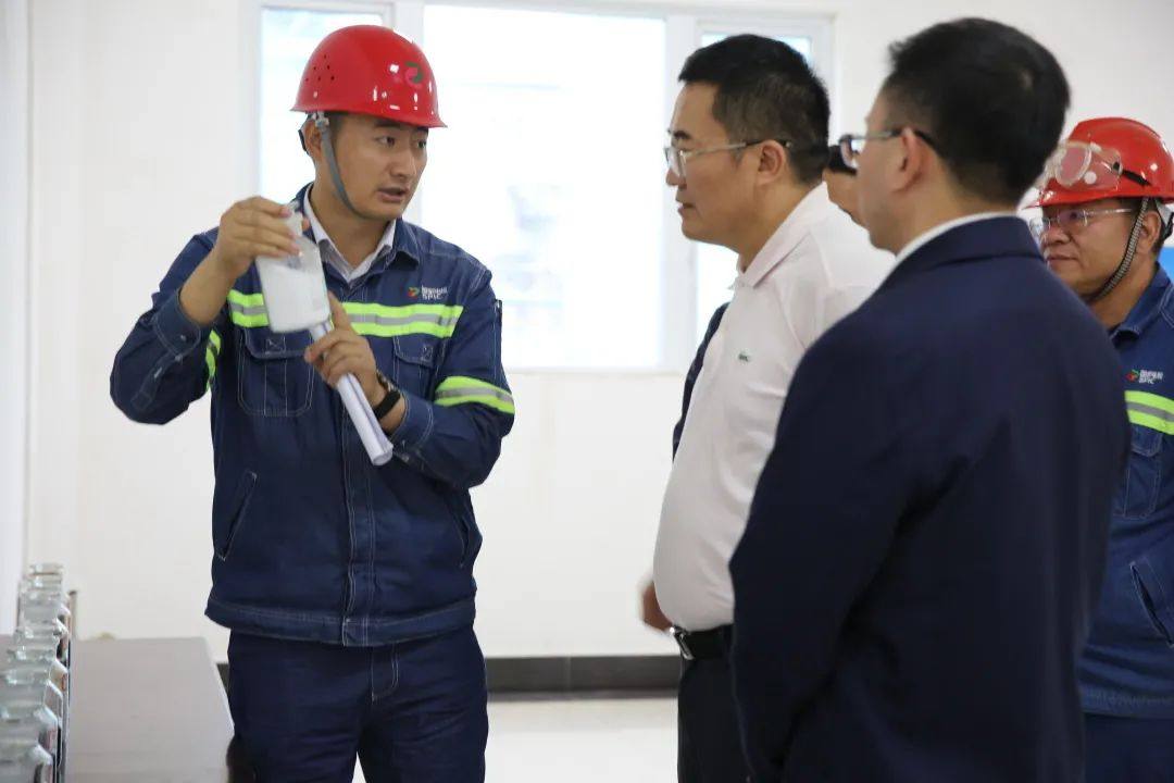 新华社贵州分社社长一行到国家电投遵义公司调研