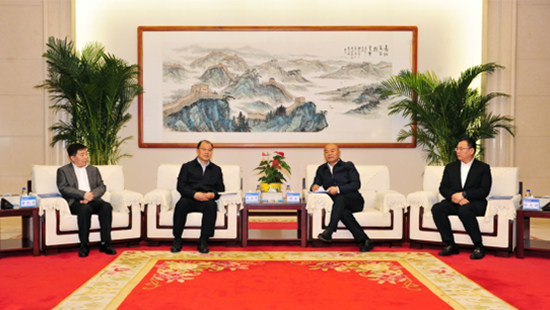 中国有色集团与中国中铁签署战略合作协议