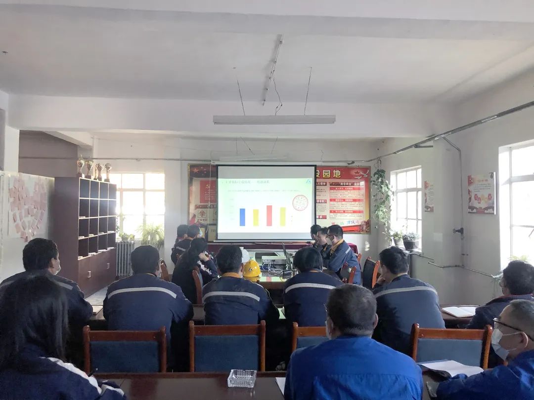 西北铝熔铸制造部召开10月成本分析会