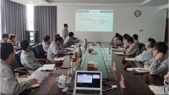 三门峡戴卡公司召开第三季度绩效汇报会