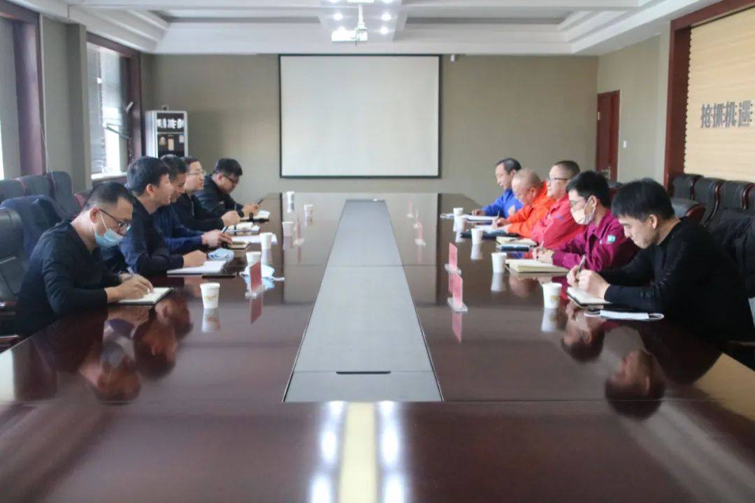 阜康市市委常委王焕盛到五鑫铜业调研