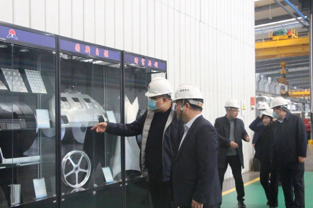 渑池县考察团一行莅临明泰科技参观调研