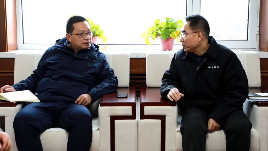 青岛经济技术开发区招商集团冰鉴人才管理咨询有限公司总经理徐同飞一行来葫芦岛有色考察