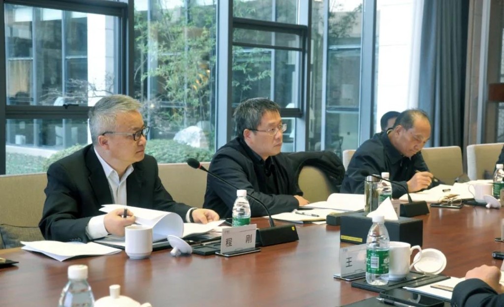 芜湖市长宁波一行莅临楚江考察调研