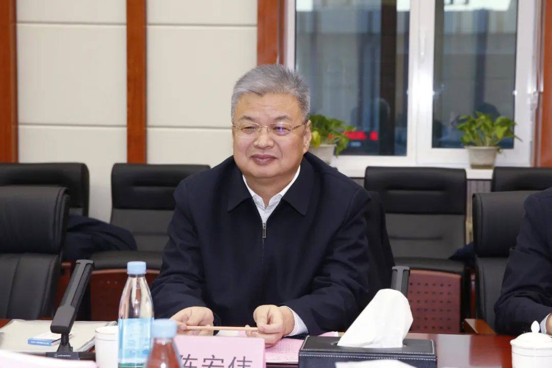 西部矿业集团公司与中铁十七局签订战略合作协议