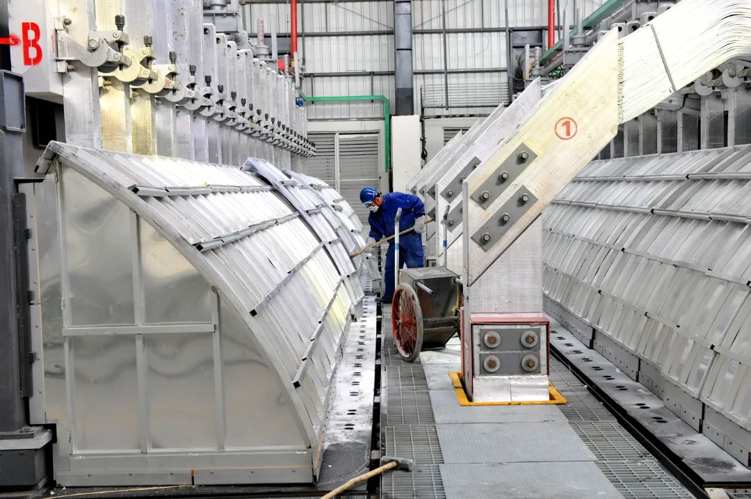 東興鋁業公司首月生產經營實現“開門紅”