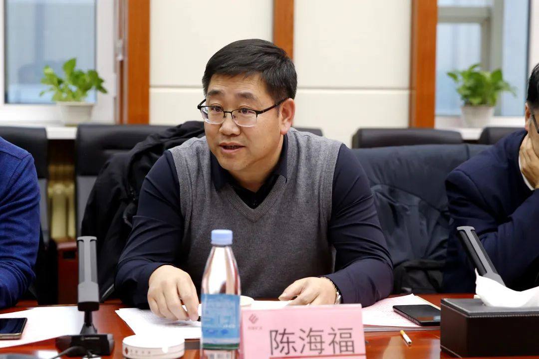 西部矿业集团公司与省地矿局、地调局、有色局举行座谈